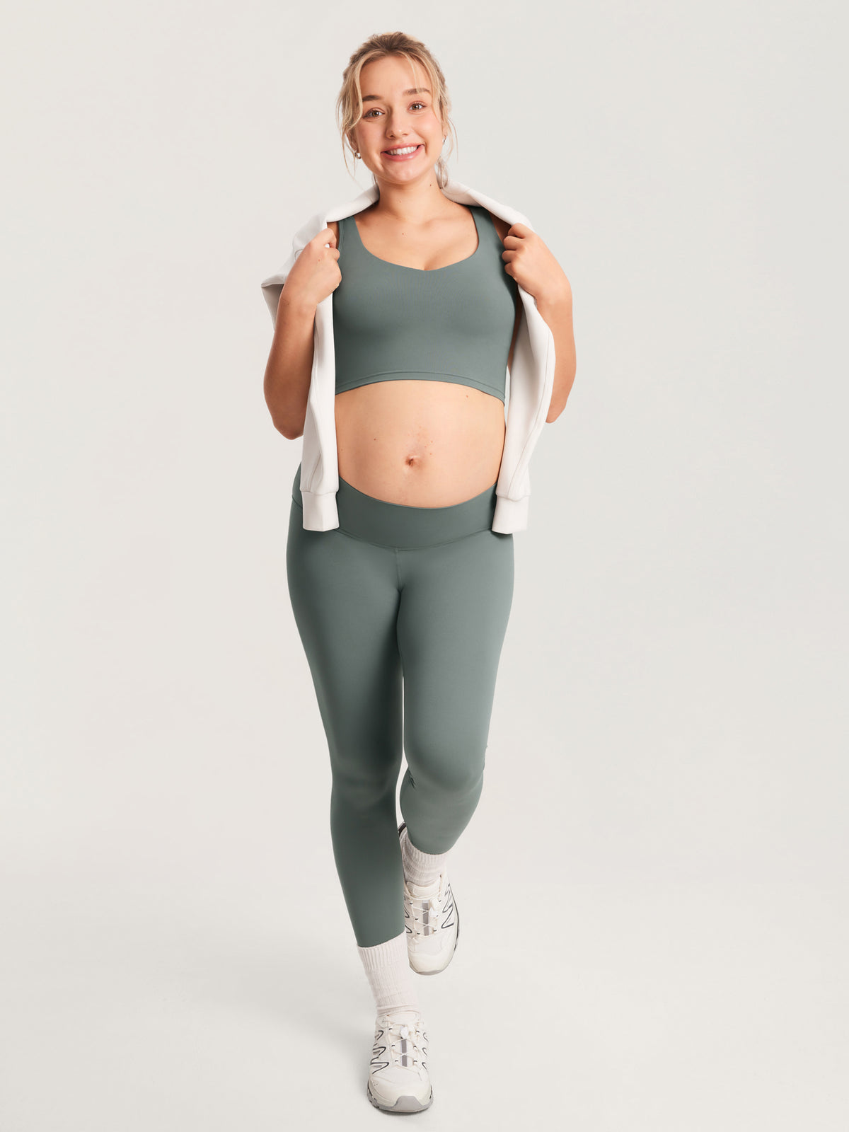 MOMANDA Women's Natrelax® Nursing Crop Tank Top - V Neck Grey Sage