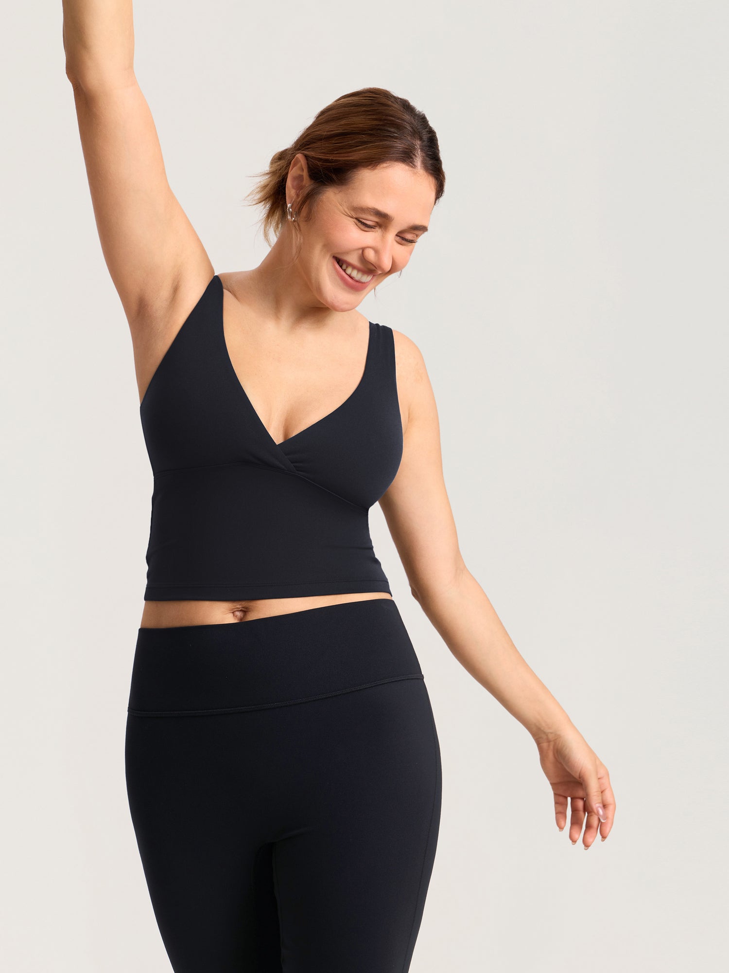 Natrelax® Crossover Nursing Crop Tank Top Black