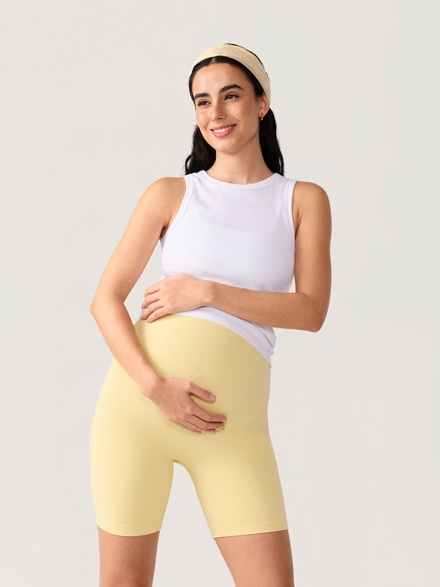 Natrelax® No Front Seam Maternity Shorts 6" Butter