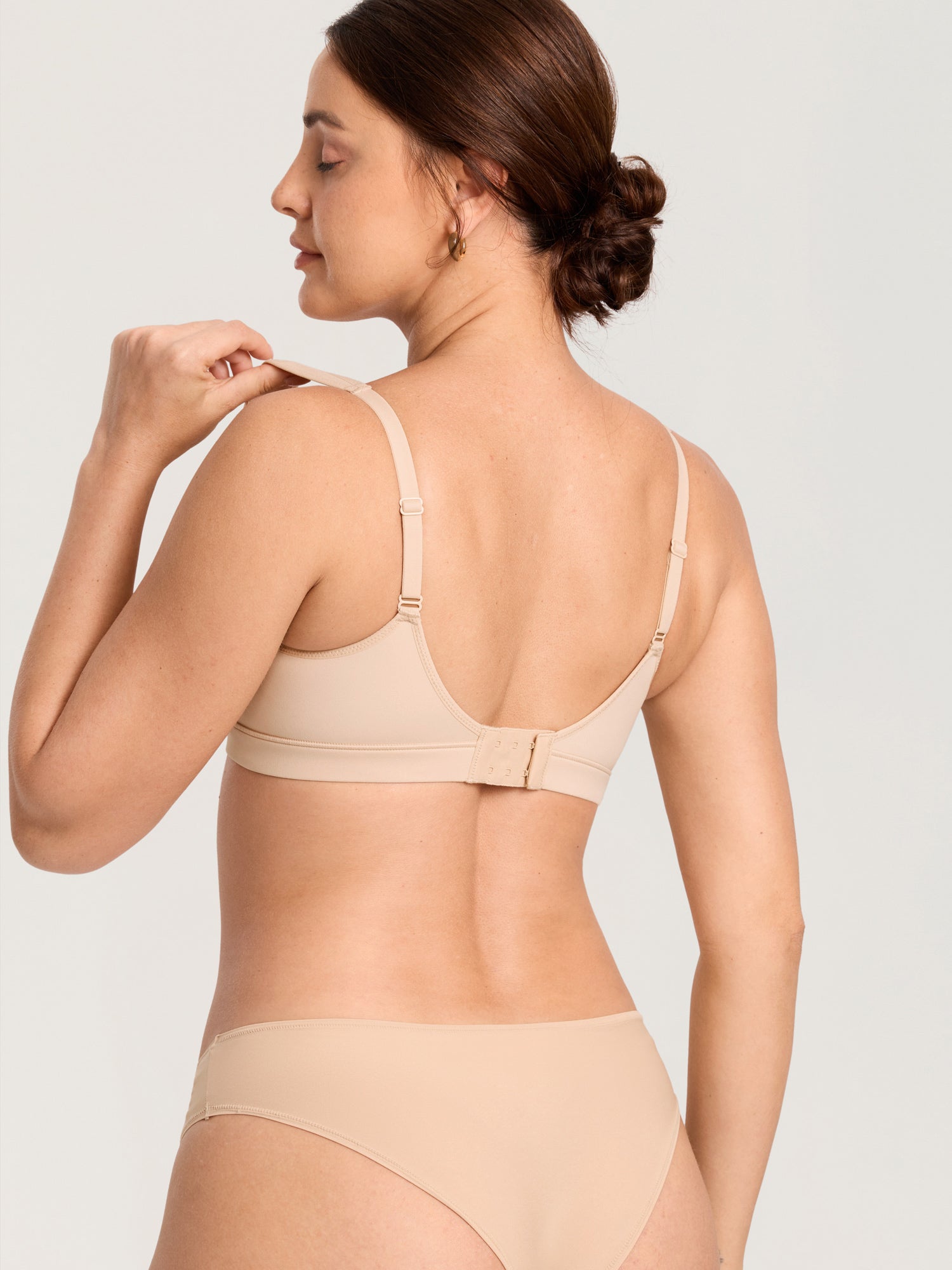 Natrelax® Velcro All-in-One Nursing & Pumping Bra Beige