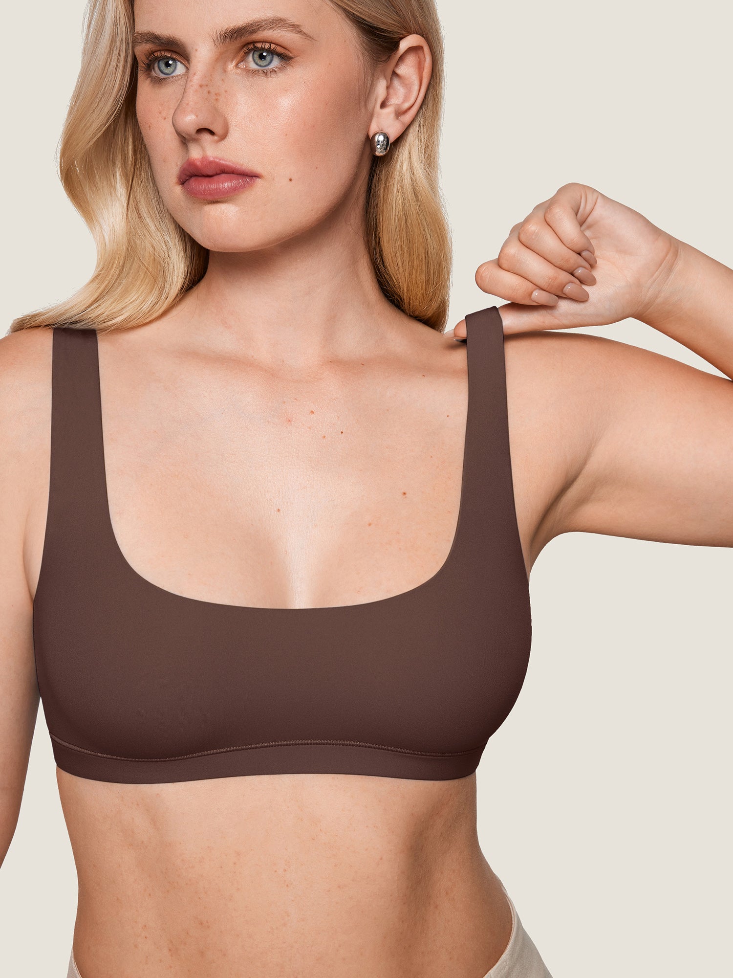 Inbarely® Soft Seamless Everyday Bralette Hazelnut