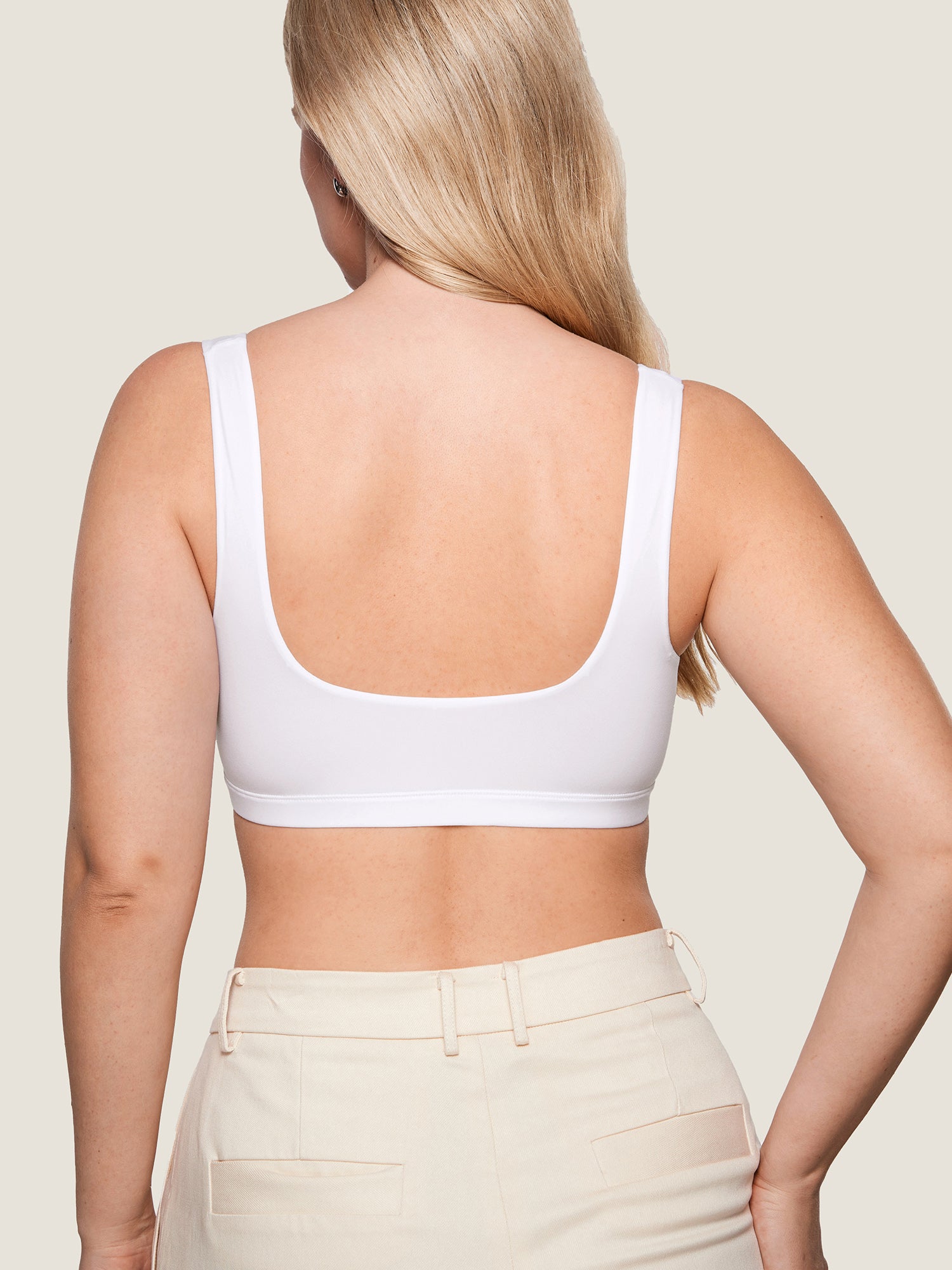 Inbarely® Soft Seamless Everyday Bralette White