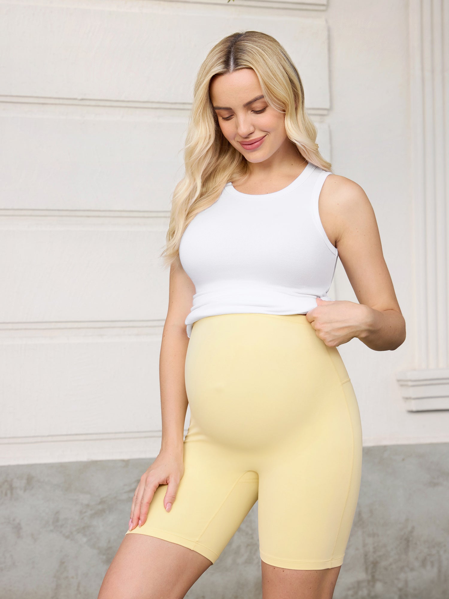 Natrelax® Seamless-Front Maternity Shorts 6" Butter