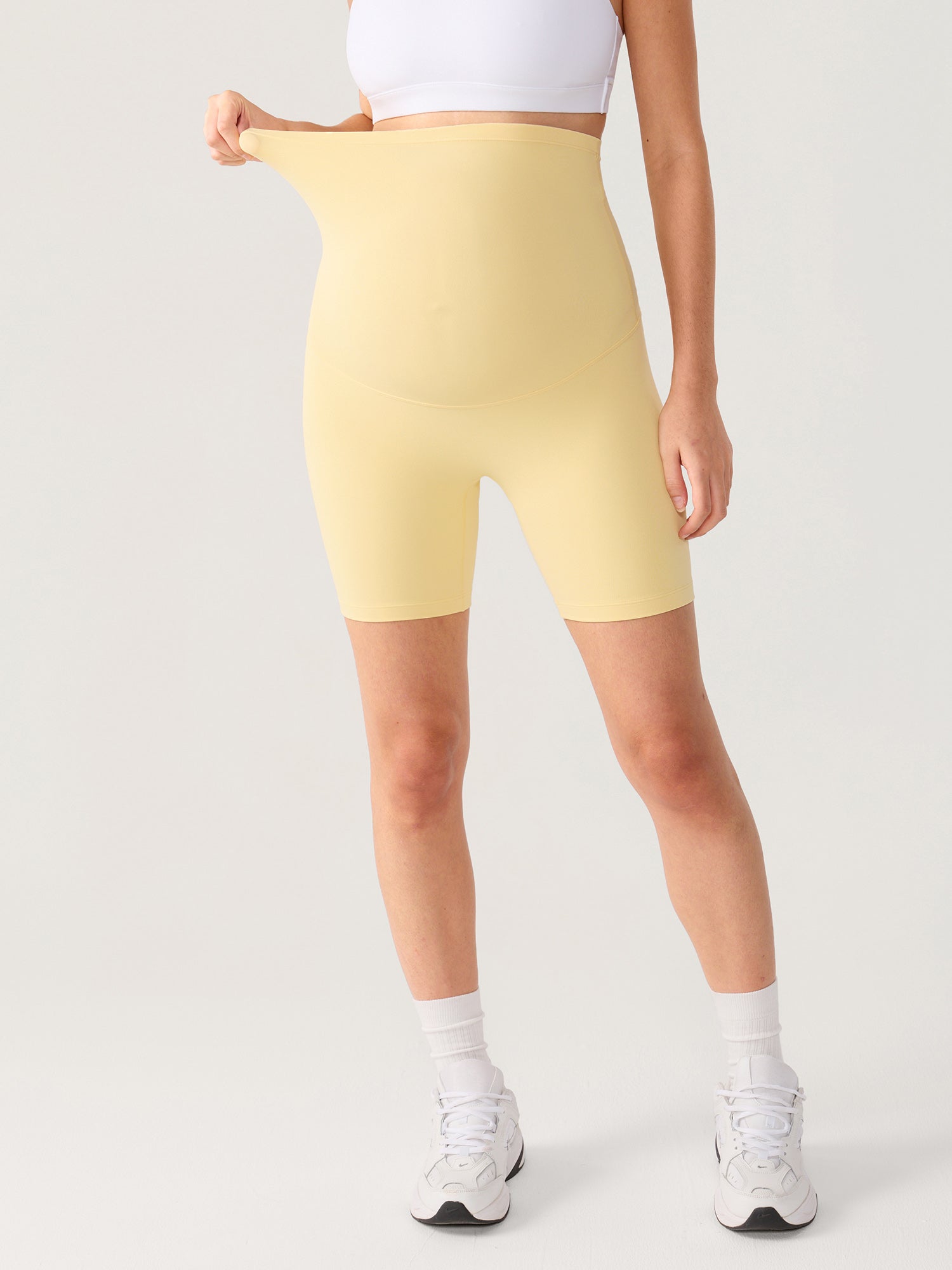 Natrelax® Seamless-Front Maternity Shorts 6" Butter