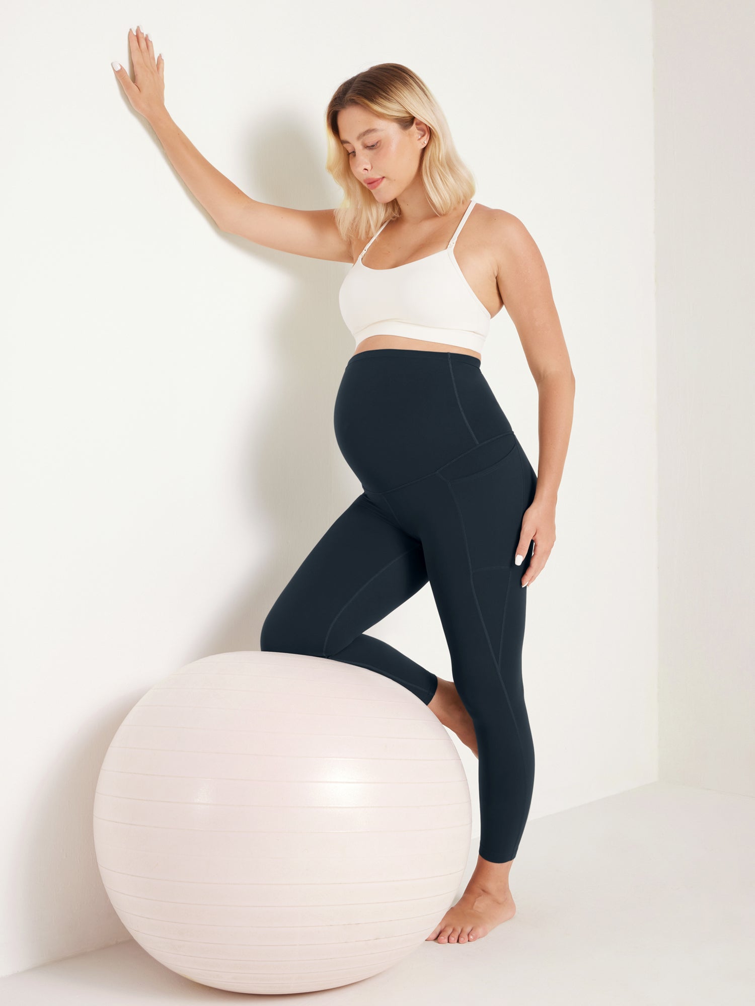 Natrelax™️ Maternity Leggings 25" - With Pockets True Navy