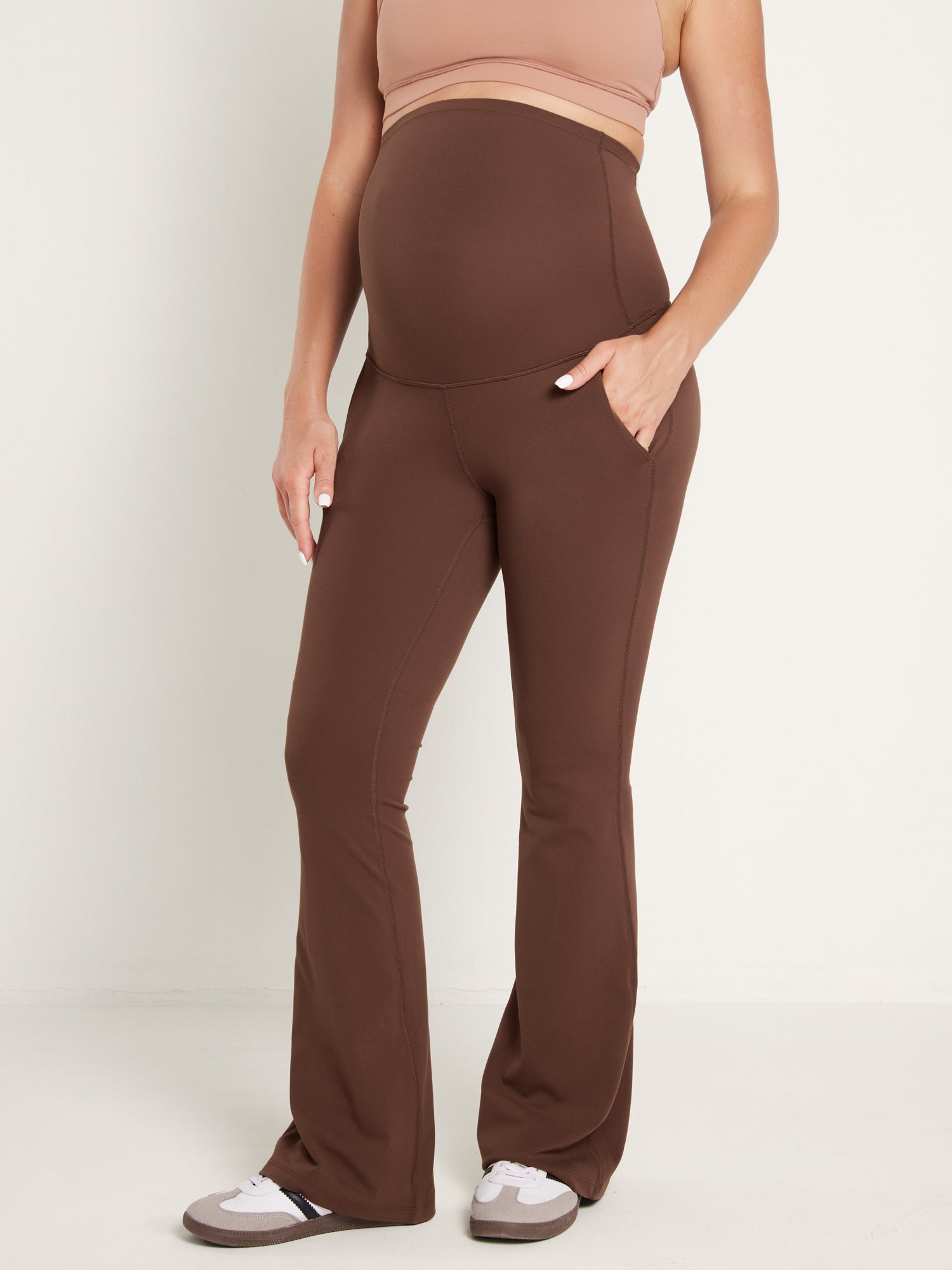 Natrelax™️ Maternity Flare Leggings 31" - With Pockets Coffee Brown