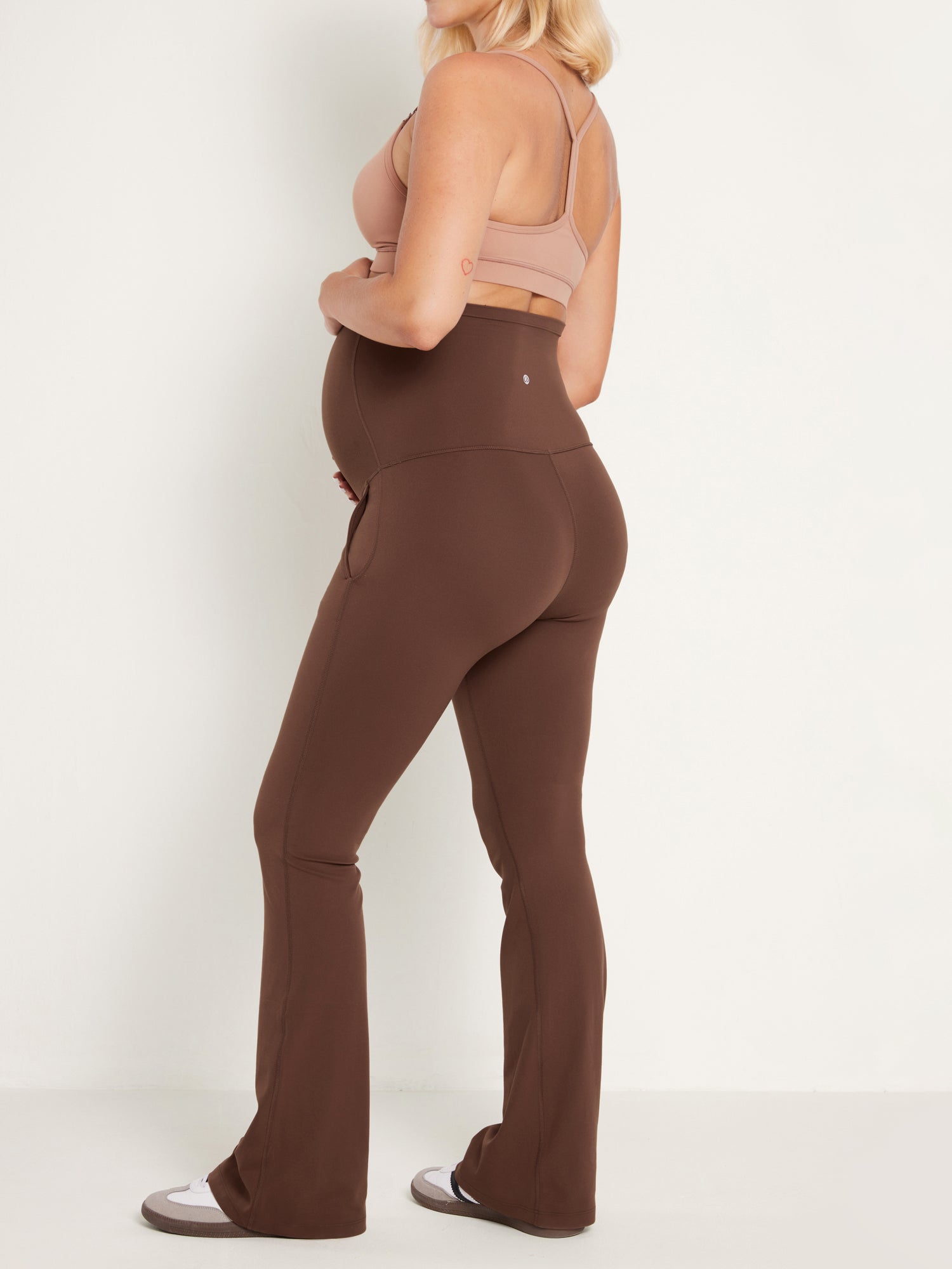 Natrelax® Maternity Flare Leggings 31" - With Pockets Coffee Brown